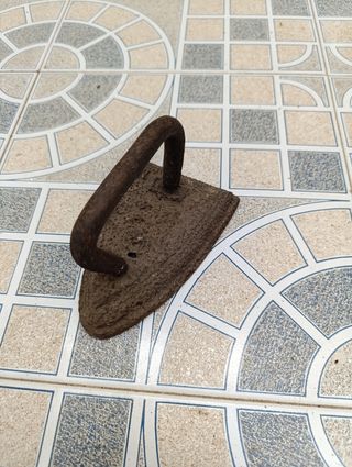 Planchas antiguas de hierro (2)