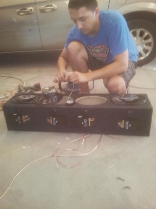 Caja altavoces coche 3 vias