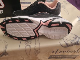 Zapatillas Fila niña - negras y rosas