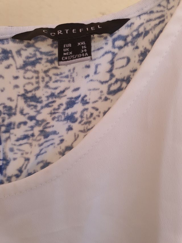 Blusa blanca bordada - Manga corta