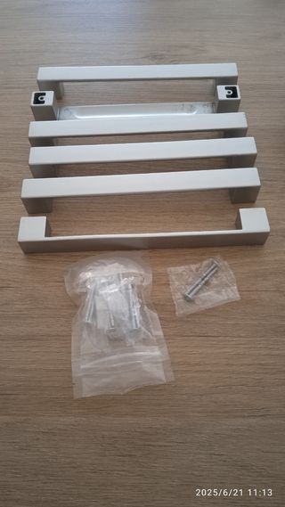 Tiradores cajones/puertas -  uds. Gris