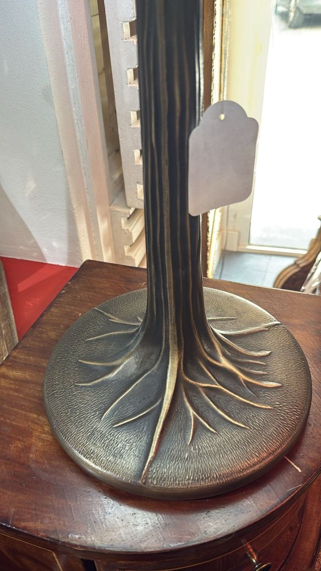 Lámpara Tiffany: Base árbol