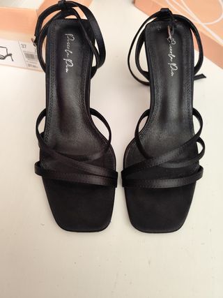 Zapatos Merkal dorados 37