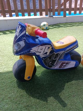 Moto infantil - juguete