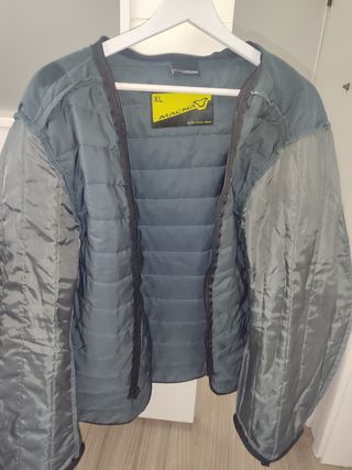 Chaqueta moto Macna XL negra con detalles rojos