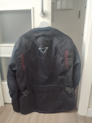 Chaqueta moto Macna XL negra con detalles rojos