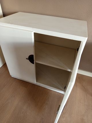 Mueble blanco madera maciza