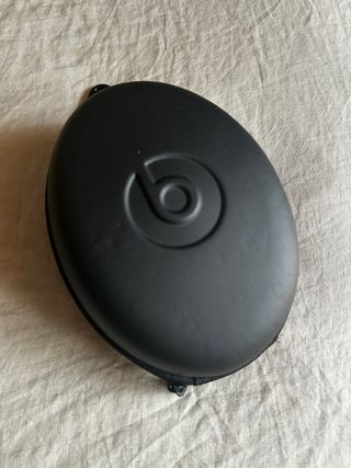 Apple Beats by Dr. Dre Studio 2.0 Over Ear