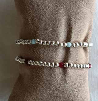 Pulseras elásticas plata-granate