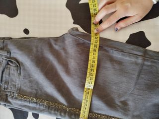 Jeans Zara grises con brillos