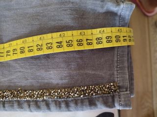Jeans Zara grises con brillos