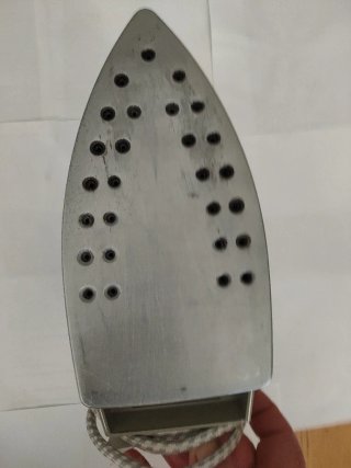 Plancha de los años 70. Marca ROWENTA.
