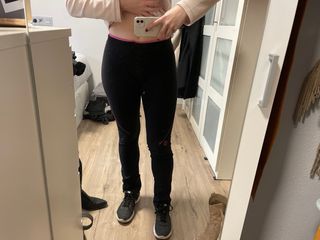 Chandal de Ternua negros-rosa