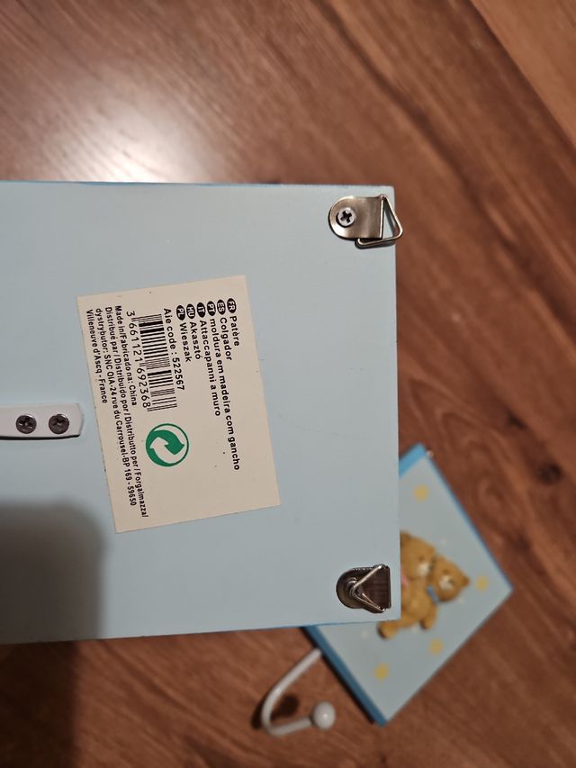 2 Percheros infantiles osos