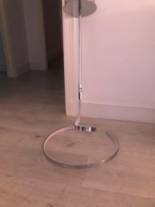 Lámpara LED pie metalica plata