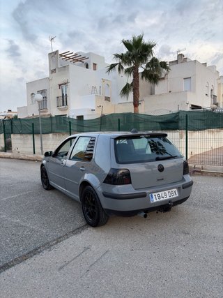 Volkswagen Golf 2002