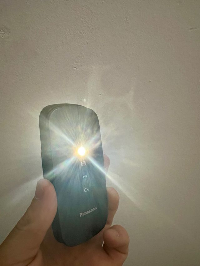 Móvil Panasonic plegable