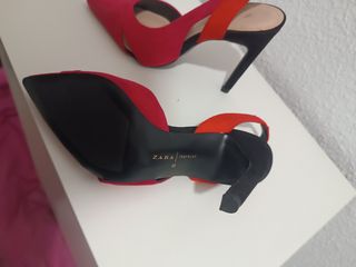 Zapatos tacón rojo-negro