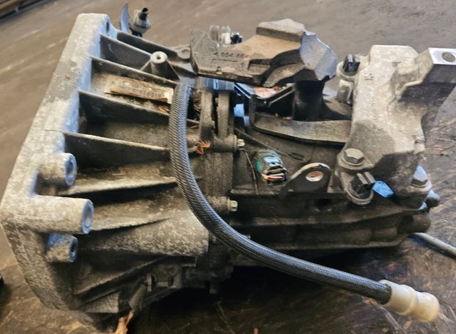 Caja cambio Renault M3 Fastback 2015