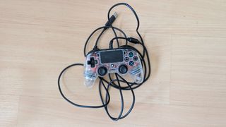 Mando PS4 transparente