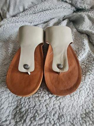 Sandalias FitFlop beige hombre
