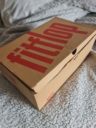 Sandalias FitFlop beige hombre