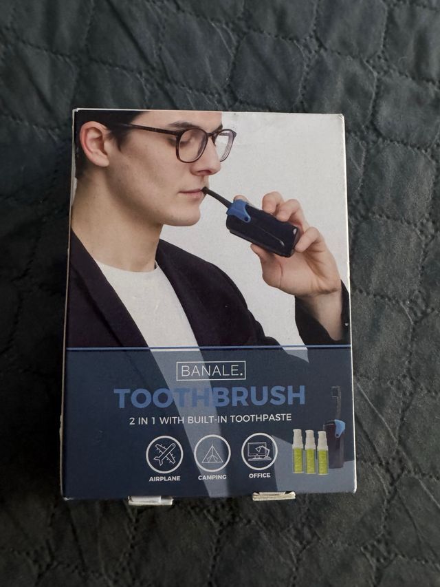 Banale Spazzolino da denti da viaggio 2 in 1