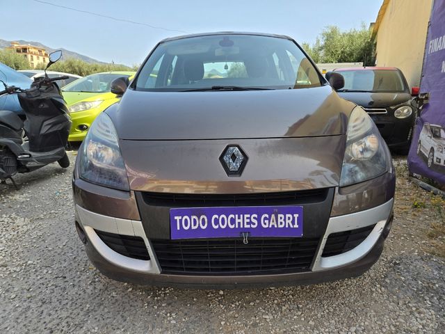 Renault Scenic 2011