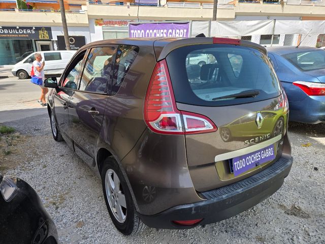 Renault Scenic 2011