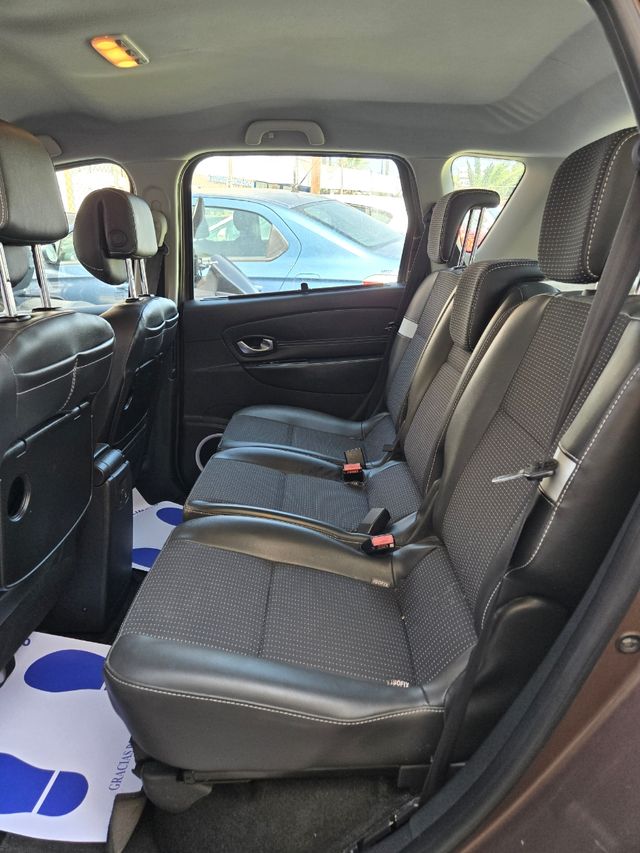 Renault Scenic 2011