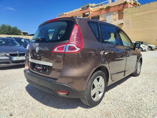 Renault Scenic 2011