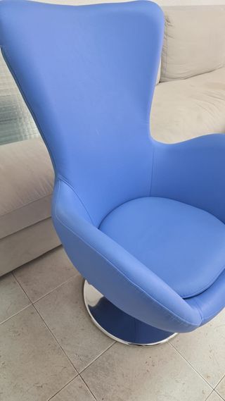 Sillón huevo azul - piel sintética