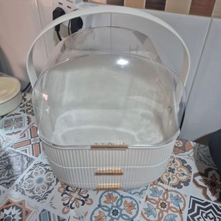Organizador maquillaje blanco y dorado
