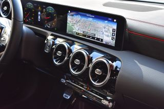 Mercedes-Benz Clase CLA 2023