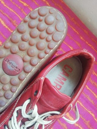 Zapatos Camper rojos - talla 36