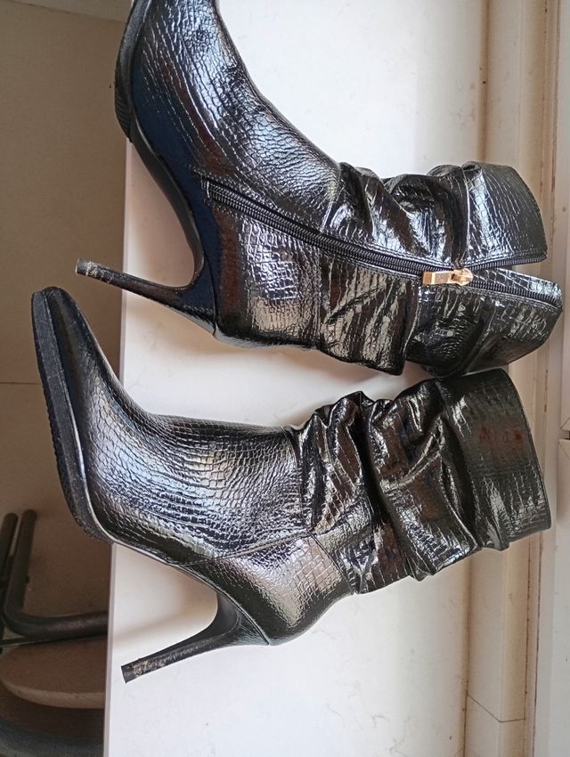 Botas negras tacón aguja