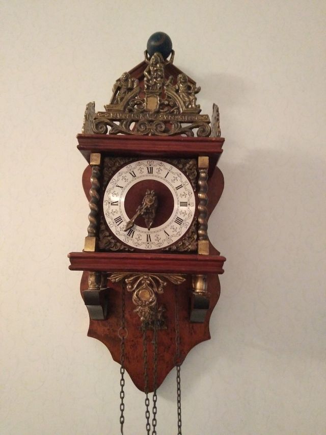 Orologio da parete antico