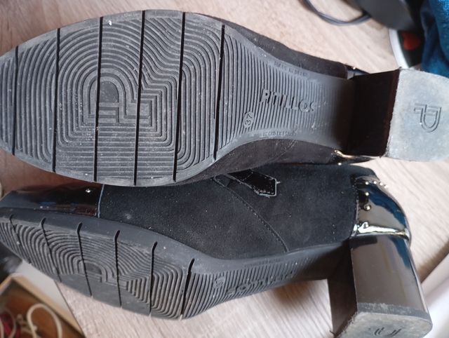 Zapatos Pitillo negros - tacón bajo