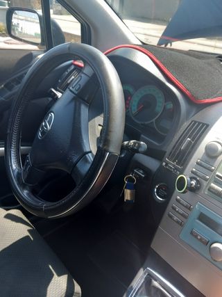 Toyota corolla verso 2007