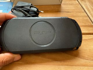 PSP Street (PlayStation Portable) negra