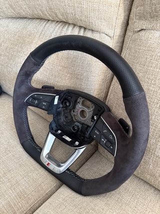 Volante achatado Audi A4 B9
