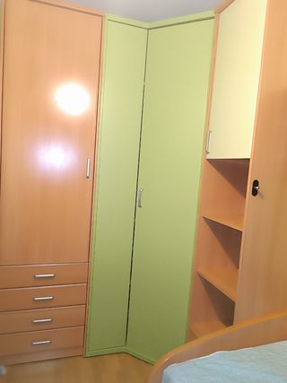 Habitación juvenil+2 colchones 90cm