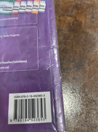 Solutions 3rd Edition Intermediate. Student's Book