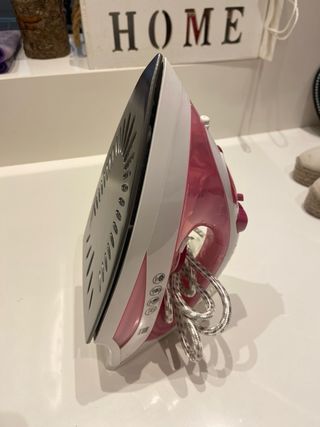 Plancha de ropa de Vapor 2400W - Nueva
