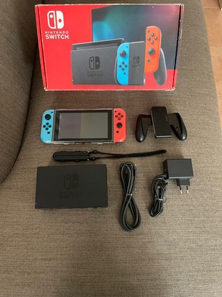 Nintendo Switch Azul-Rojo