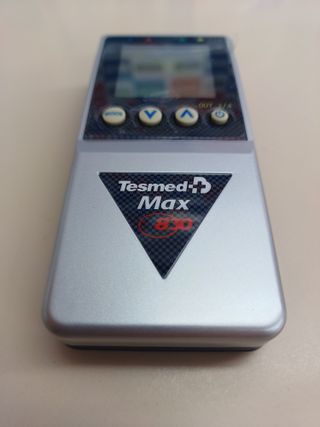 ✅ Electroestimulador 115 programas TENS/EMS 4 canales TESMED Max 830