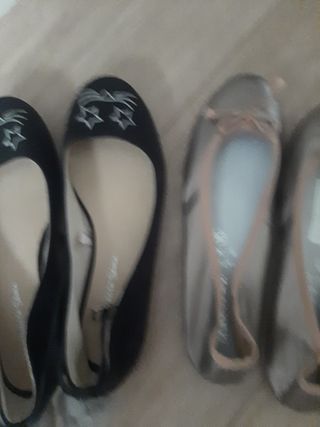 2 pares.Manoletinas doradas y negras - talla 36