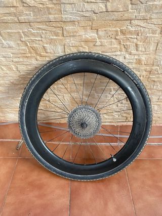 Llanta carbono 700c perfil alto