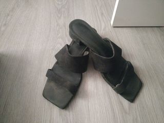 Sandalias negras ante tacón bajo - talla 40