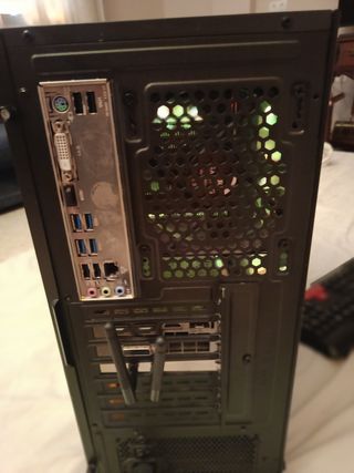 Monitor PC + Teclado gaming